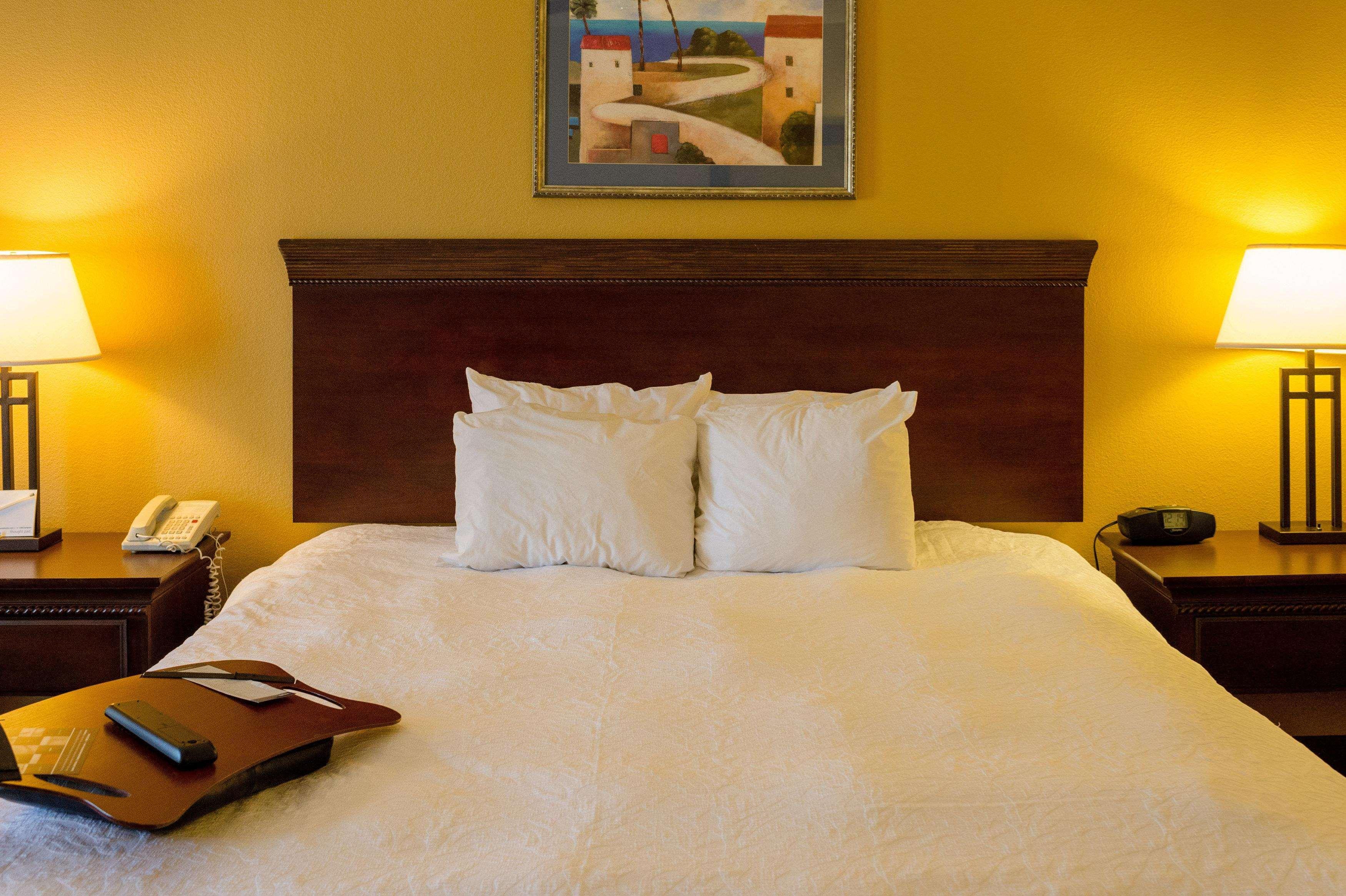 Hampton Inn Oxford-West Екстериор снимка