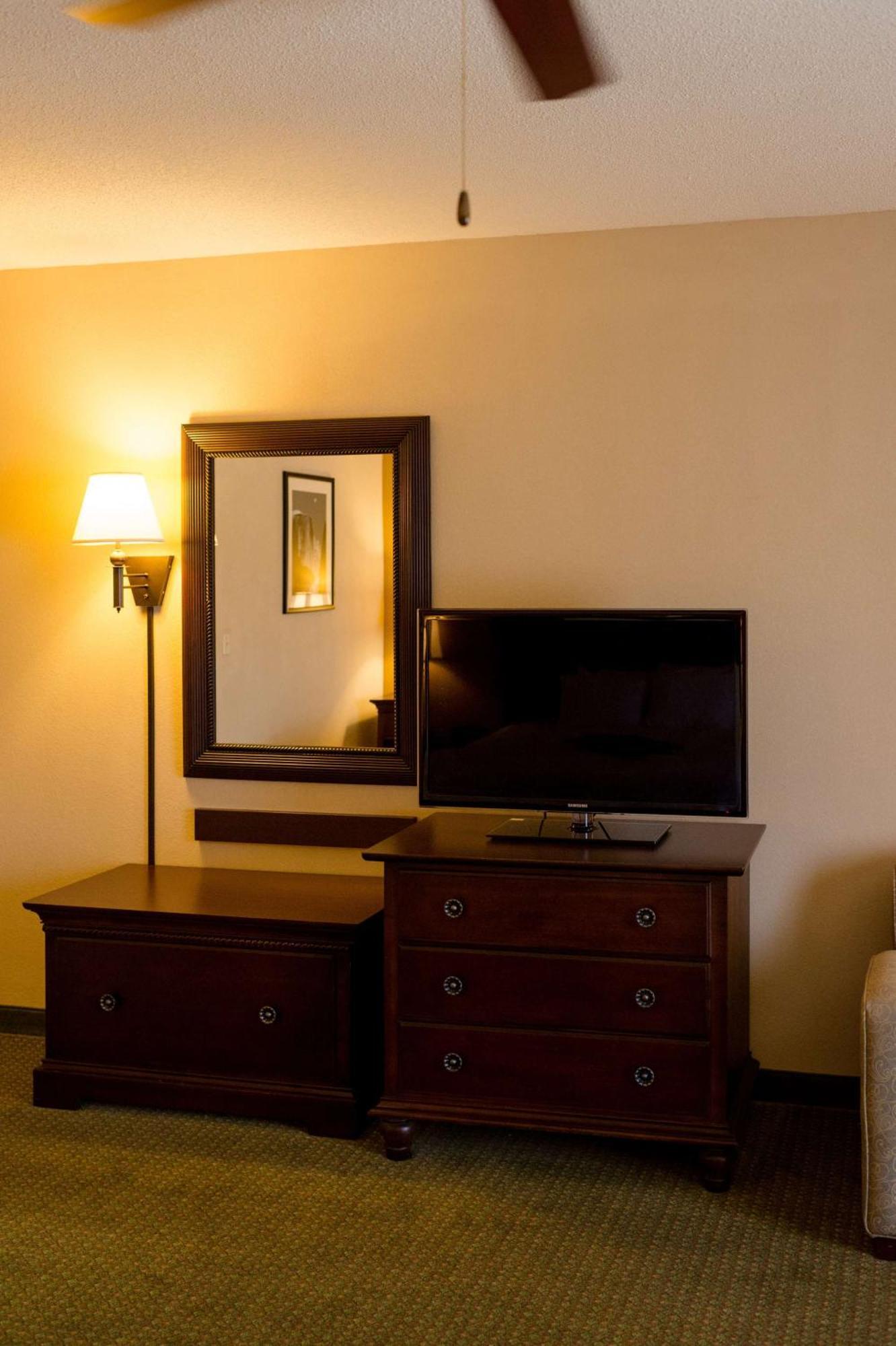 Hampton Inn Oxford-West Екстериор снимка