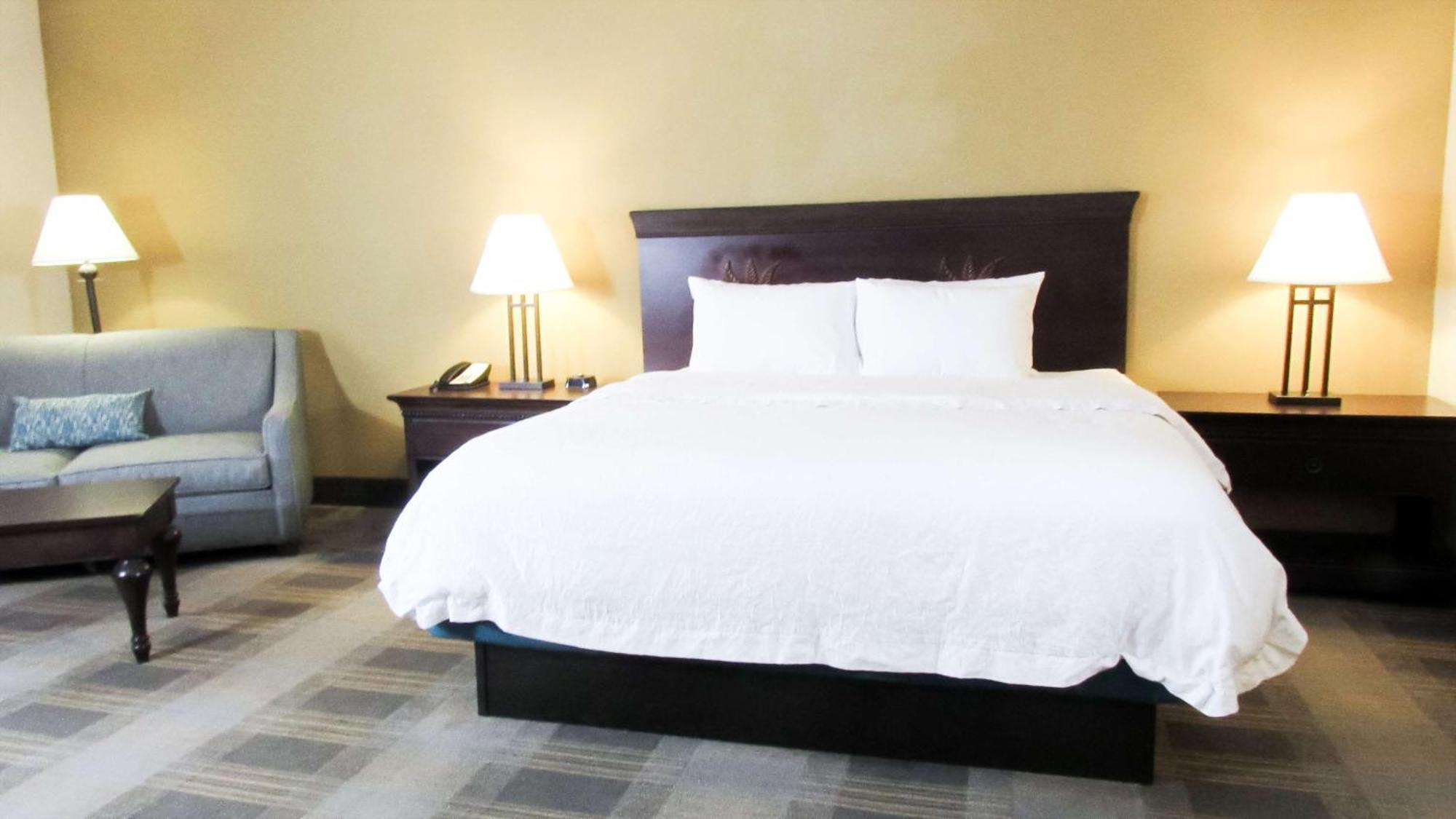 Hampton Inn Oxford-West Екстериор снимка